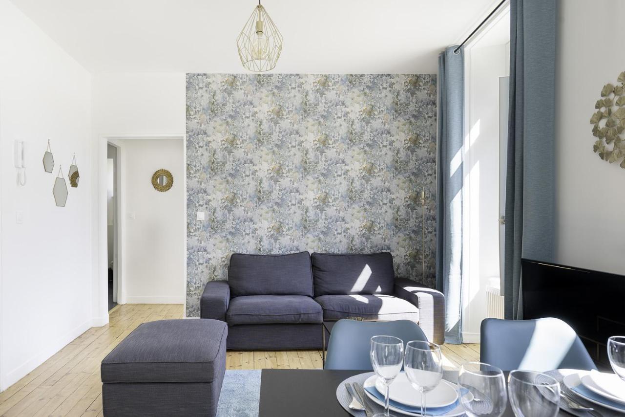 L'Ekrin Des Bains Apartment La Bourboule Bagian luar foto